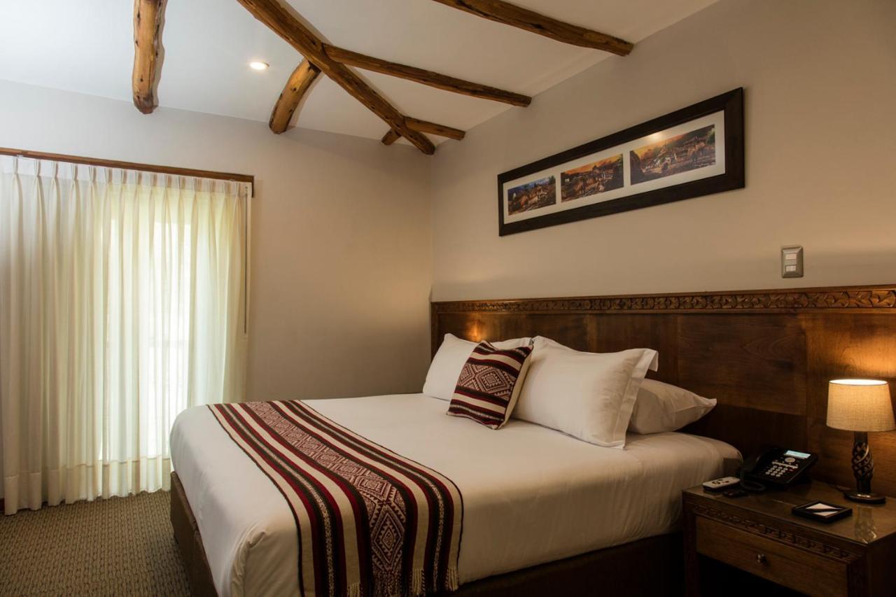 Hotel Del Pilar